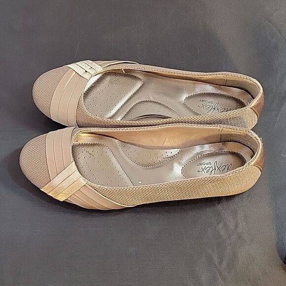 DEXFLEX SPORT ROUND TOE SLIP-ON WOMEN"S FLAT SHOE - Picture 5 of 12